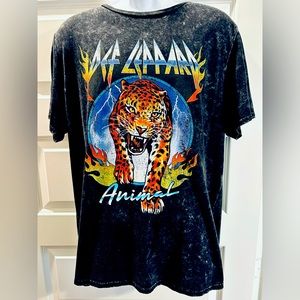 Def Leapord Vintage Tee